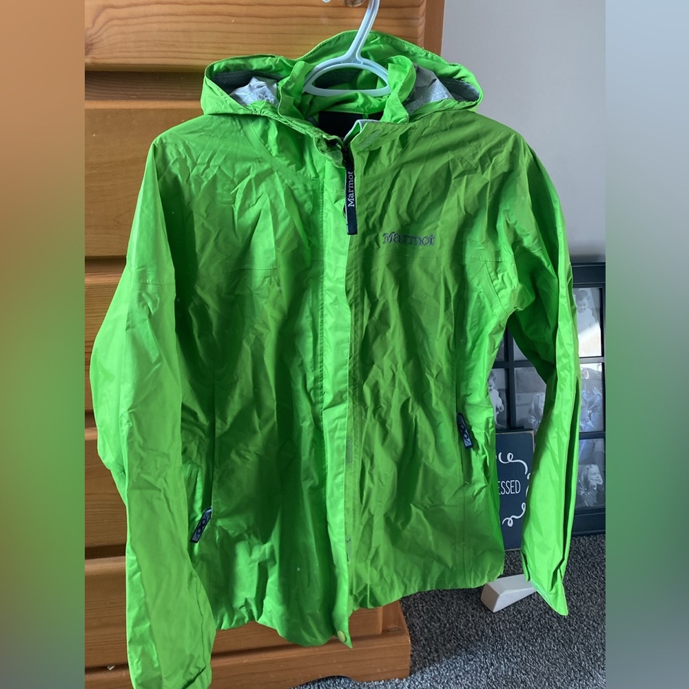 Marmot Rain Shell!